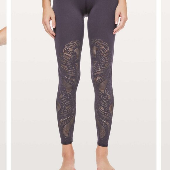 Lululemon Reveal Tight Lattice Paisley 6 in Boysenberry - Picture 12 of 14